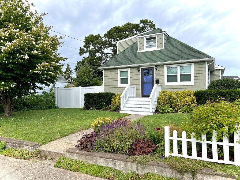 Houses For Rent in Islip, NY - 1 Homes | Trulia