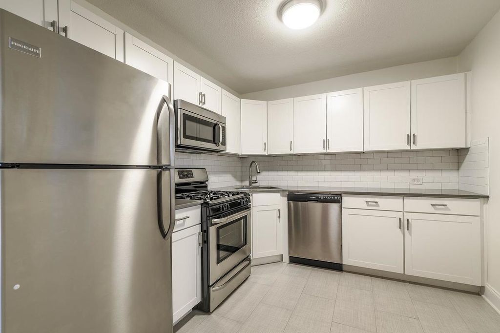 580 Main St #1908, New York, NY 10044 | Trulia