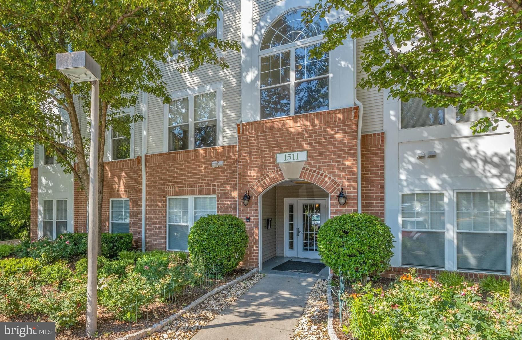 1511 N Point Dr #303, Reston, Va 20194 